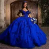 2024 Royal Blue Abiti Quinceanera sexy con spalle scoperte Paillettes Applicazioni di pizzo Perline di cristallo Paillettes Sweet 16 Party Dress Abiti da 15 Abiti da ballo di fine anno