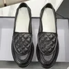 Bout rond Femmes Plat Style Classique Mocassins Piste Designer Treillis Semelle Épaisse En Cuir Véritable Sans Lacet À L'extérieur Marche Chaussures Causales Pour Les Femmes