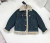 Nieuwe kinderjas designer denim jongens meisjes revers jas Maat 110-160 winter babykleertjes Dik en warm kind Bovenkleding Jan20