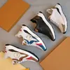 Run Away Sneaker Hommes Designer Casual Modèle de chaussure Baskets Low Luxurys Cuir Blanc Noir Rainbow Trainer Chaussures Semelle extérieure en caoutchouc léger 1.9 04