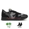 Lyx mode desginer casual skor rockrunneres kamouflage valentnois tränare kalvskinn nappa läder svart vit militär grön mesh tyg camo sneakers