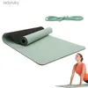 Yogamattor Träningsmatta 6/8mm tjock TPE -träning Yoga Mat Fitness Mat med bärband som inte är slipning Återanvändbar Gymmatta för Yoga Pilatesl240118