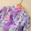 2024 Весеннее фиолетовое платье с цветочным принтом и поясом, длинные рукава с лацканами и пуговицами, длинные повседневные платья макси S4J090110
