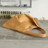 Alışveriş Çantaları Hylheksyr Maske Şekleli Omuz Çantası Pileli DuPont Kağıt Çantası Günlük Tote Saf Renkli Alışveriş Çantaları Kadınlar İçin Q240118