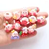 Encantos 10 pçs boneca dos desenhos animados bonito resina pingente festa presente diy brincos pulseira colar jóias fazendo chaveiro acessórios do telefone