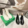 Designer New Leather Therow Boots skor äkta lyxdesigner Klassisk dubbel bokstav diamantgitter Keen High Boots dragkedja Flat Bottom Martin Boots