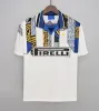 InterS MilanS homme maillots de football rétro RONALDO CRESPO ADRIANO 1997 98 99 00 01 02 03 04 05 07 08 finales MILITO SNEIJDER J.ZANETTI Eto'o maillot de football classique vintage