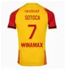 23 24 Maillot Lens RC Soccer Jerseys GANAGO GRADIT FORTES CAHUZAC PEREZ DIOUF LENS MAURICIO KAKUTA Équipement Jersey ADULTE ENFANTS Kit chaussettes ensembles complets Chemises de football