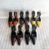 1 lussuoso Lee a specchio in pelle Slingback Dress Dust Dance Dance Black Shoe Designer Designer Sandalo Flip Flip Flip Flip Crocodile Slim High Schote Dhgate