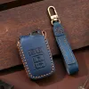 Bil Nyckelfodral Cover Leather FOB Keyring Pouch för Toyota 2012 Camry Yaris Rav 4 CHR Highlander Izoa Keychain Holder Accessories