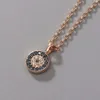 Collana Swarovski Designer di lusso Moda Donna Qualità originale Nuovo rotondo Occhio del diavolo Piccolo cigno Elemento Collare di cristallo Catena Regalo per la fidanzata