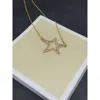 Collier swarovskis Designer Luxury Fashion Women Original Seiko Lucky Five Star Star incrusté Éléments cristallins Full Diamond Star Pendant Polar Star Collar Collar Star