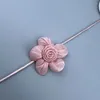 Choker justerbar blomma kedjekedja blomma hänge halsband tyg kamellia halschain eleganta blommiga tillbehör droppar