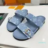 Comfort Sandals Kamienne Kapcie mody Designer Klasyka Klasyka skórzana platforma Mule Sandały luksusowe na zewnątrz masywne buty