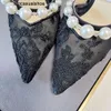 JC Jimmynessity Choo Aurelie puntige sandalen Designschoenen Dames Lace Lederen Pumps Pearl verfraaiing Party Hoge hakken Zwart Wit EU35-43