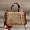 Designer kvinnor vlogo signatur halm tygväska Italien lyx varumärke v nappa läderhandtag linne små axelpåsar lady crossbody rem brun shopping handväska 23 cm