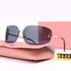 Lunettes de soleil de créateur de mode pour femmes Wrap luxe Mu cadre sans monture lunettes senior femme lunettes Vintage lunettes de soleil en métal