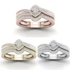 Anéis de casal de qualidade banhados a ouro anel de zircão embutido vendas diretas da fábrica ornamento clássico