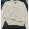 Miui Miui Mulheres Suéteres Jaqueta Tricô Designer de Luxo Top Base Camisa Clássica Gola Suéter Com Capuz Malha Esporte Manter Quente Cardigan Cashmere