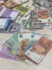 Copia de dinero real 1:2 tamaño falso billete de billete falso 10 20 50 100 200 500 euros libra billetes en inglés realista barra de juguete accesorios Co Hccil