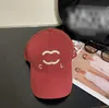 2024 Tuval Basebal Şapka Erkek Tasarımcı Şapka Moda Kadın Beyzbol Kapağı S Fitted Şapkalar Yaz Snapback Snapback Sunshade Sport Nakış Plajı Lüks Şapkalar C5528