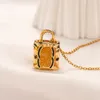 Célèbre collier de créateur pour femmes plaqué or cristal strass pendentif marque C-lettre colliers bijoux accessoire de haute qualité