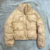 Kvinnors dike rockar 2024 Spring Cotton Padded Jacket Svart långärmad knapp dragkedja varma korta kvinnliga trendiga casual damkläder