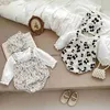 Rompers 2023 Autumn New Baby Girl Long Rleeve Floral Bodysuit + Hat Cotton Noworodka Bawełniana Suknia Toddler Stroje 0-24M H240508