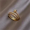 Projektant mody wielowarstwowy pierścionek z paznokci biżuteria ze stali nierdzewnej Znakomita 14K prawdziwy złoto platowany pierścień cyrkonu AAA Elegancki damski prezent ślubny AB253