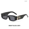 Designer Brands Mens Solglasögon UV400 Högkvalitativ ins trendiga vinklar Shades Fashion Square Solglasögon Herrbokstäver Plam Hip Hop Women Sol Glasögon för män