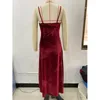 Robes décontractées robe glissante rouge femme Velvet sous-vêtements pour femmes 2024 automne sans dossier mince de minces minces fête