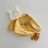 Rompers 2024 Spring New Baby Long Sleeve Casual bodysuit nyfödd Småbarn pojke söt björntryck jumpsuit bomullsspädbarn 0-24m H240508