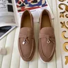 Loro mocasines Zapatos de diseñador Loro Hombres Mujeres Mocasines Planos Bajos Ante Cuero de vaca Oxfords Zapatos casuales Mocasines Mocasines Zapatillas de deporte Zapatos de vestir Tamaño 35-45