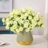 Dekorativa blommor Faux Silkduk Utsökande koreansk stil Artificial Rose Bouquet For Home Wedding Decor 10 Gorks Simulering Flower Bunch