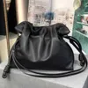 Le Clutch Designer Bag Premium Leather Cloud Bags Many Colors Brand Crossbody Bags Lucky Tote Bag 231115