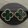 Designer Clover Studs Earring Vintage Four Leaf Clover Charm Stud Earrings Back Mother of Pearl Rostfritt stål Guld Studs Agate