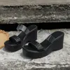 Kappy Wzrost komfortowy Wzrost Sandały Sandały Sandały Summer Black Pvc Transparent Band High Heels kliny platformowe buty