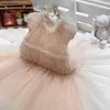 Neues Mädchenkleid mit mehrlagiger Spitze, ärmelloser Kinderrock, Größe 90–160, Designer-Babykleider, schönes rosafarbenes Kinderkleid, 20. Januar