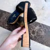 Slipper sandale zonnige lederen strandschoenen luxe walk schuifregelaars plat muilezel sandaal hoge kwaliteit mannen platform dames zwembad ontwerper rubber schoenglaasje zomer loafer canvas