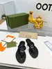 2024 Summer Luxury G Sandals Designer Women Flip Flops tofflor Fashion äkta läderbilder Metallkedja damer Casual Shoes Designer Slid Slippers 35-42 Sandaler