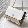 Nieuwe klassieke en mini-orgel kleine vierkante ketting klinknagel één schouder crossbody flap damesfabriek online 70% uitverkoop