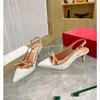 مضخات مسائية الأحذية Vbuckle Rock Stud Bow Slingback Pump New Bow High Heel Sandals Women Women Pointed Thin Aud Up 1