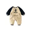 Rompers Winter New Baby Long Sleeve Warm Plush Romper Plus Velvet Thick Newborn Toddler Girl Jumpsuit Infant Boy Fleece kläder 0-24m H240508