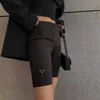 Designer Kvinnors Shorts Högkvalitativ triangeletikett Skinny Fashion Sports Casual Stretch 5 Points Zipper Yoga Cycling Pants In84