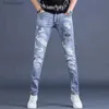 Мужские джинсы Корейская версия Мужские синие джинсы Высококачественные тонкие эластичные джинсыЛегкие роскошные джинсы с принтом Стильные сексуальные уличные джинсы;L240119