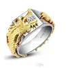 Z bocznymi kamieniami Chiński długowy styl Smok Kształt Piękny diament Hurtowa luksusowa biżuteria 0,33ct 925 Sterling Sier Man Pierścień Drop d dhsku