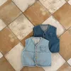 Waistcoat 2023 Autumn New Baby Sleeveless Denim Vest Solid Toddler Boy Cute Pocket Vest Jacket ldren Casual Coat Infant Girl Vest Tops H240508