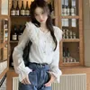 Blouses Femmes Doux Col En Dentelle Femmes Chemises Blanches Printemps Mode À Manches Longues Casual Chemisier En Mousseline De Soie Femme Coréen Chic Boutons Hauts