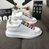 Designer plattformar sneakers kvinna läder casual skor vit sula sammet mocka espadrilles tränare mens kvinnor lägenheter snörning chaussures korgar klassificer