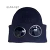 Cp Hat Designer Deux lentilles Lunettes Lunettes Bonnets Hommes Cp Chapeaux Tricotés Casquettes De Crâne En Plein Air Femmes Inévitable Bonnet D'hiver Noir Gris Bonnet 7788